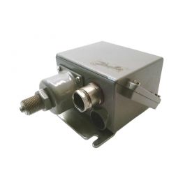 Danfoss 060-310466 1/4" SPDT Pressure Switch KPS33