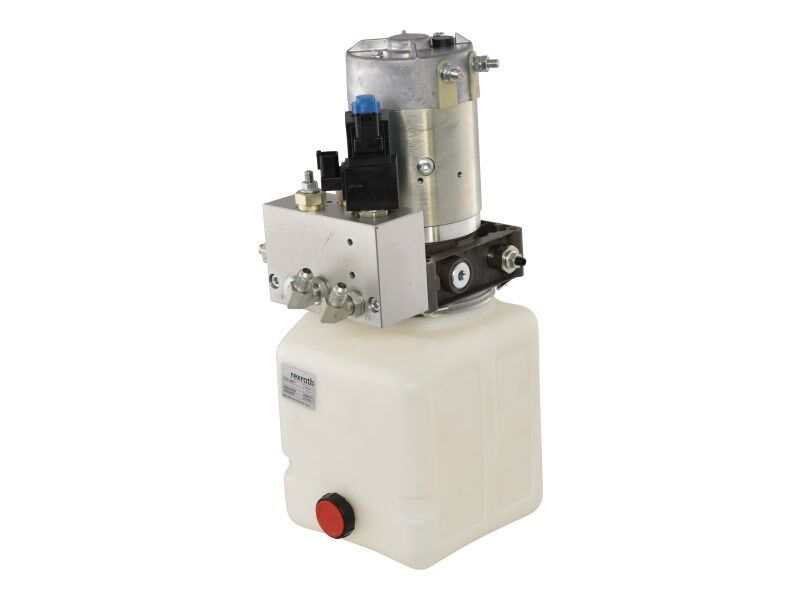 1001131630 Pump, With Fittings | JLG