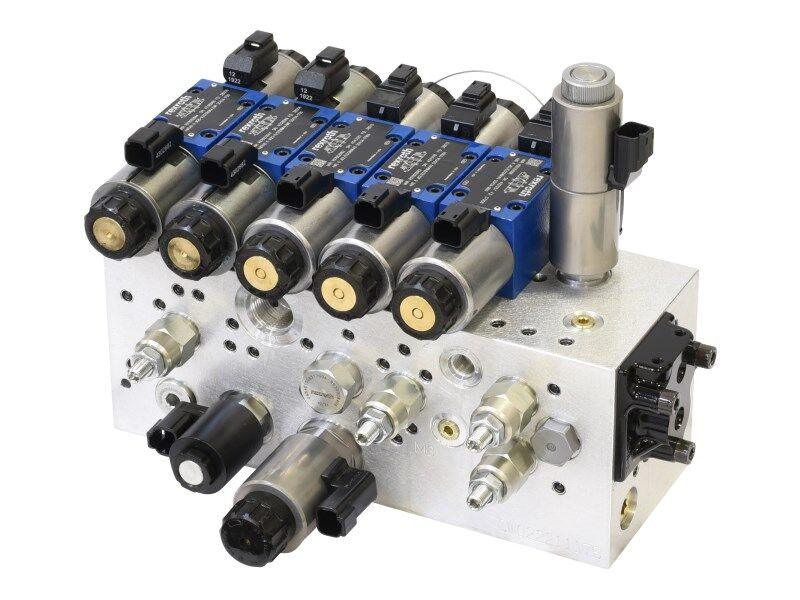 1001152887 Manifold, Main Control 600A | JLG