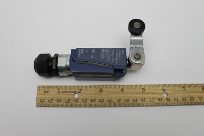 Genie Part # 110771-74B69GT – Limit Roller Switch