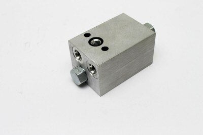 Genie Part # 7-234-35GT – Valve, Dual Pilot Check