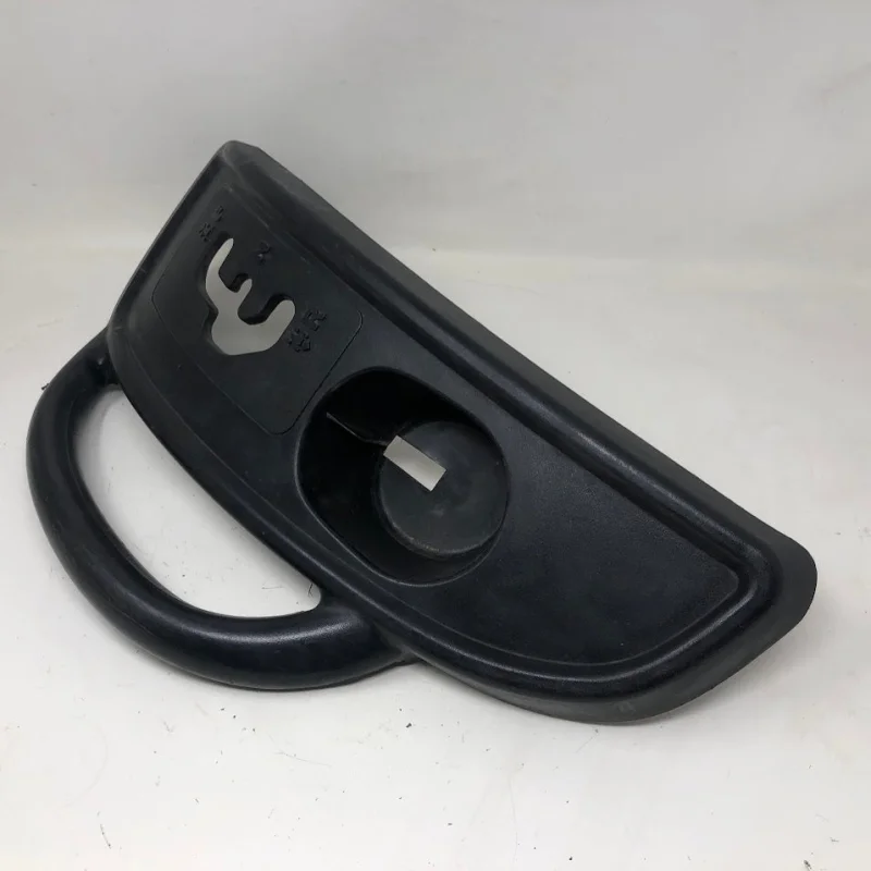 731-055158 Cub Cadet LH Cover Fender
