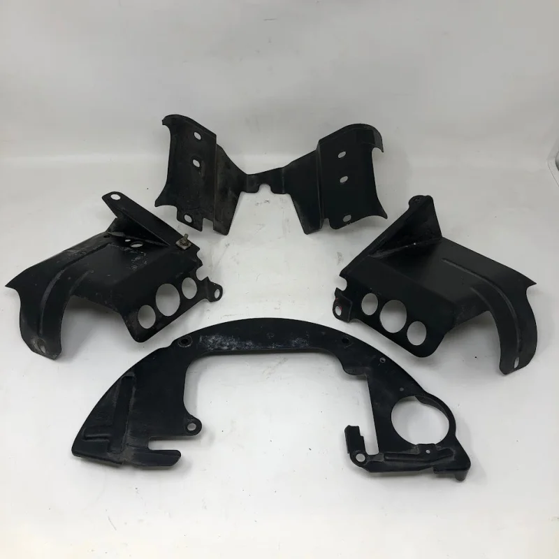841312 Briggs & Stratton Shrouds (x4)