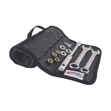 Magnetic ToolMat - 19.5'' L x 8.85'' W x 0.25'' Thk.¸ Hanging Grommets and Handle 07079