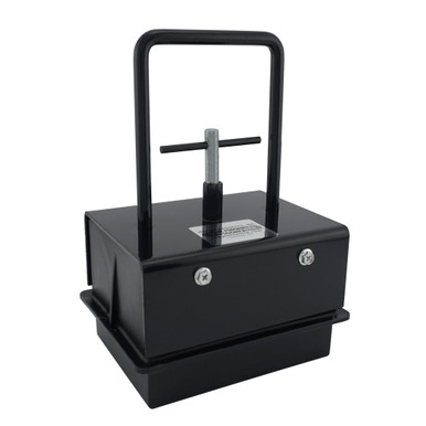 Heavy-Duty Magnetic Bulk Parts Lifter - 6.25'' L x 4.75'' W x 9.25'' H¸ 9 lbs. pick-up capacity ML74C