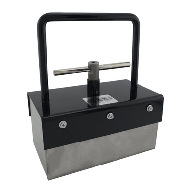 Heavy-Duty Magnetic Bulk Parts Lifter - 8.5'' L x 4.75'' W x 9.75'' H¸ 10 lbs. pick-up capacity ML76C