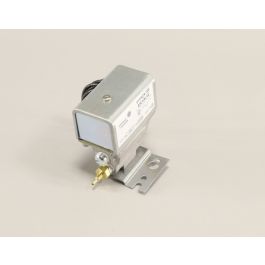 Johnson Controls V11HCA-100 Air Valve 3-Way 0-20 PSI 208V